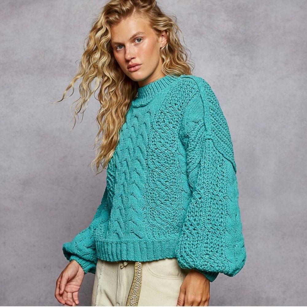 🌸NWT: POL Mock Neck Cable Knit Sweater - Picture 8 of 9